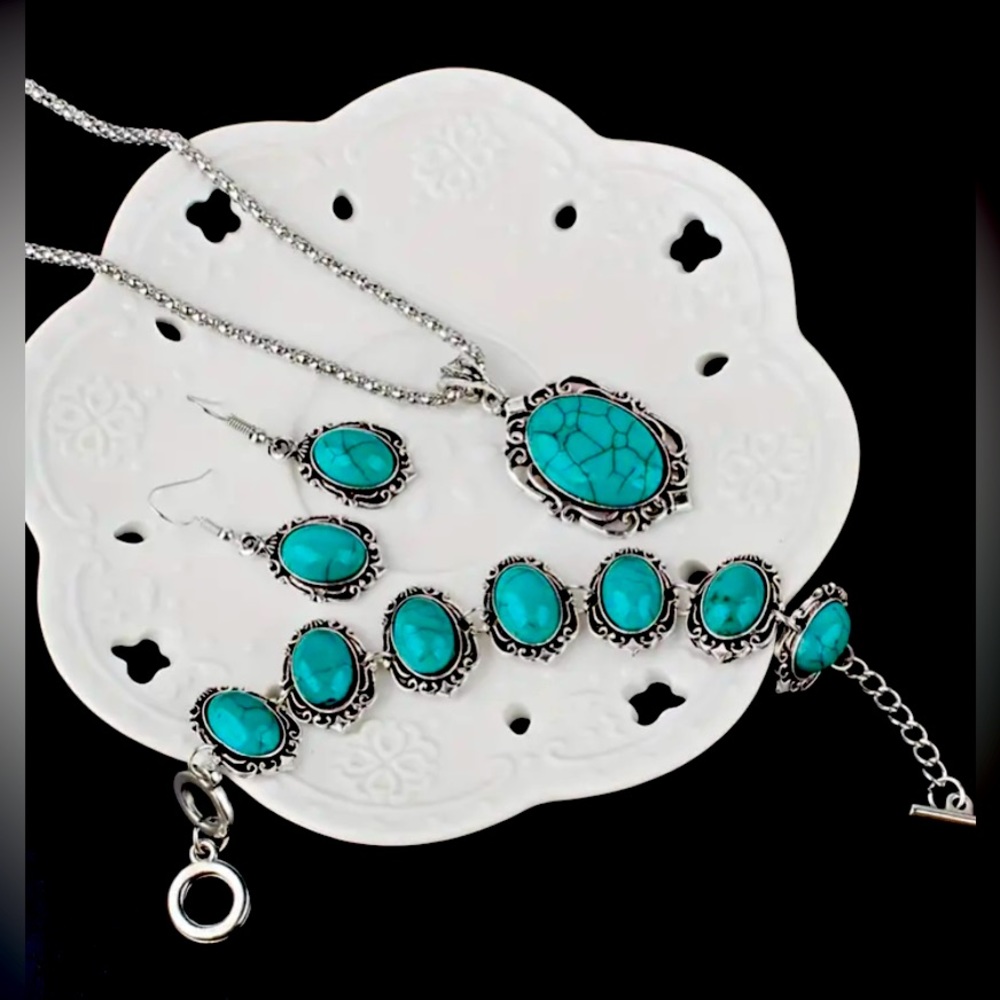 Vintage Turquoise Healing Stone Jewelry 3 pc Set: Necklace, Earrings, Bracelet - Picture 2 of 3